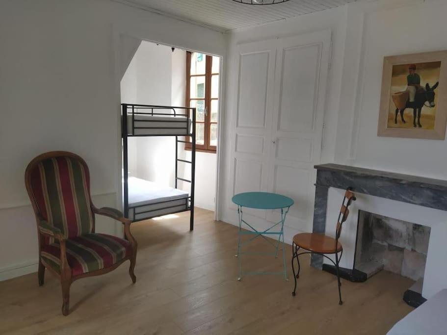 Maison Chez Catherine Baix Extérieur photo